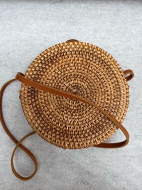 Woven Rattan Natural Wicker Circular Crossbody Shoulder Bag Boho Beachy